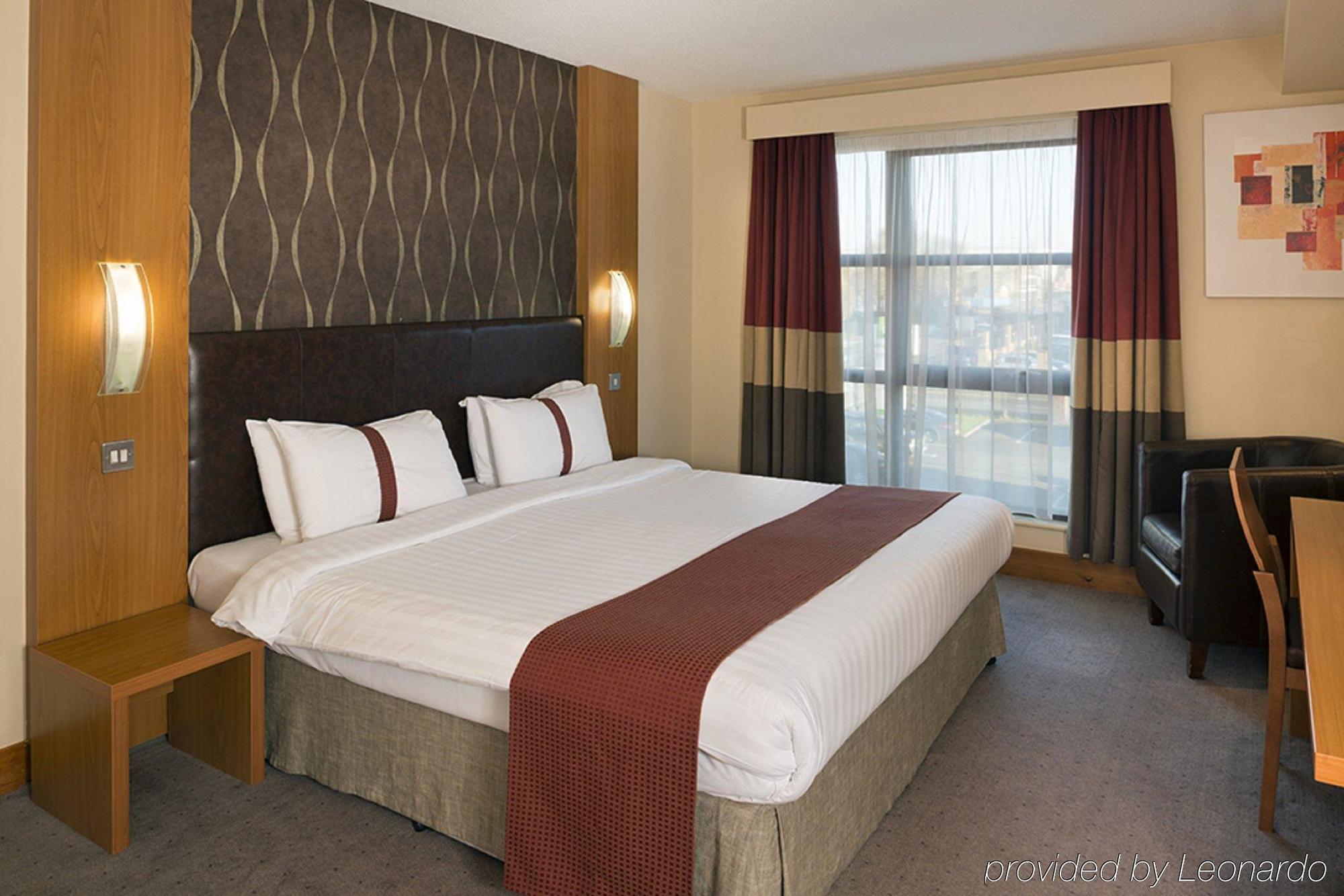 Holiday Inn Manchester - Central Park, An Ihg Hotel Exteriör bild